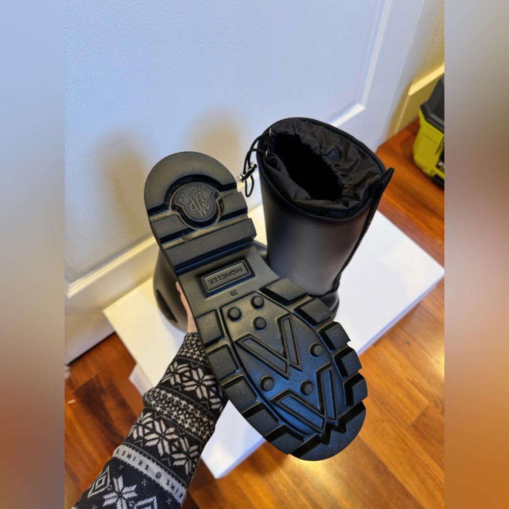 Moncler KICKSTREAM HIGH RAIN BOOTS - Picture 8 of 8